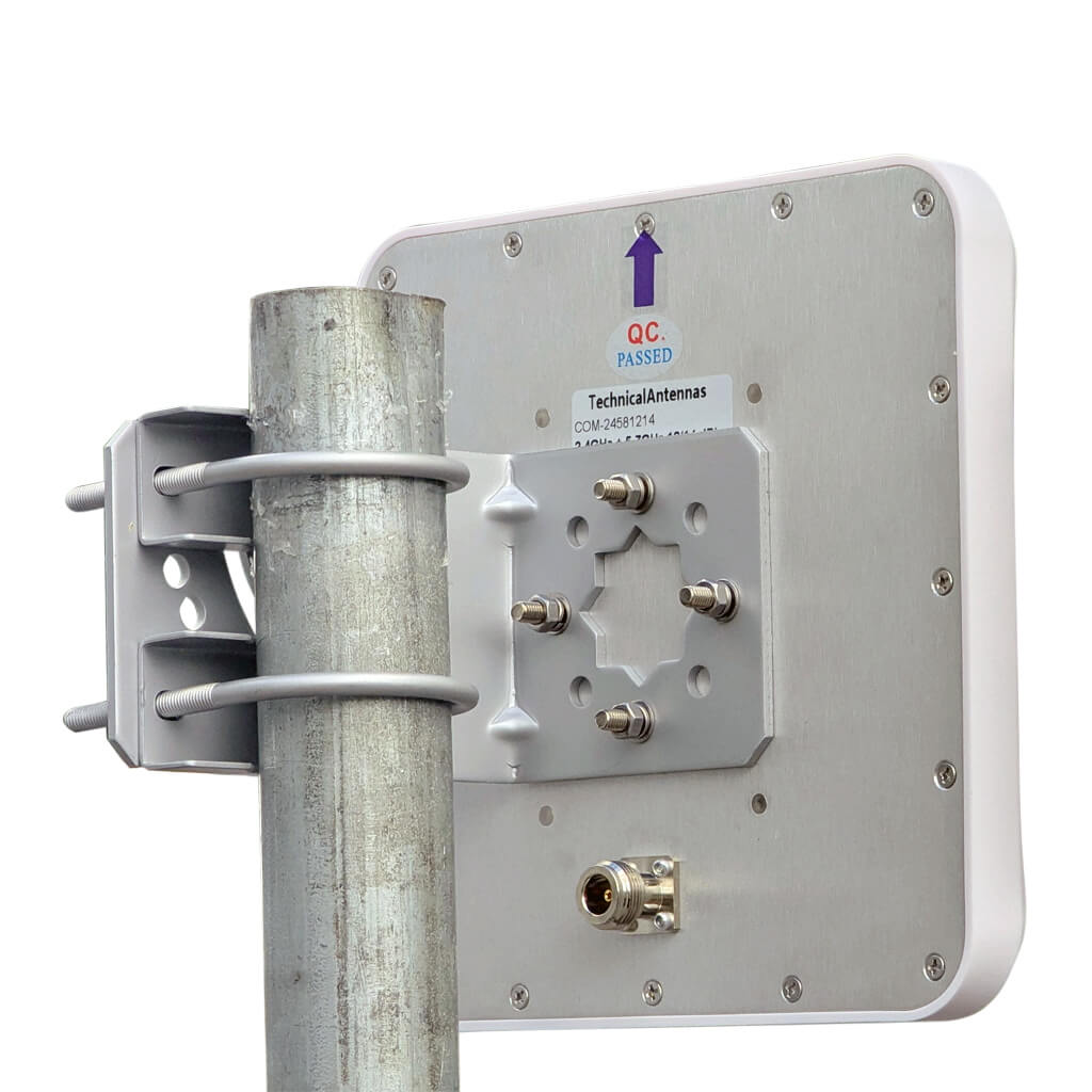 Back of WiFi Panel mounted on a pole