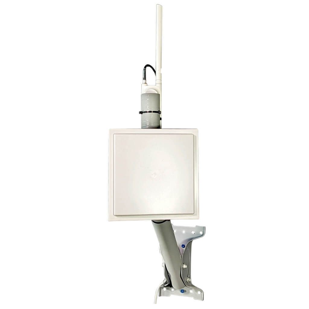 Wif Panel Antenna connected to Wifi Extender